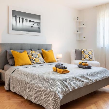 Apartment Dorrea พูลา ภายนอก รูปภาพ