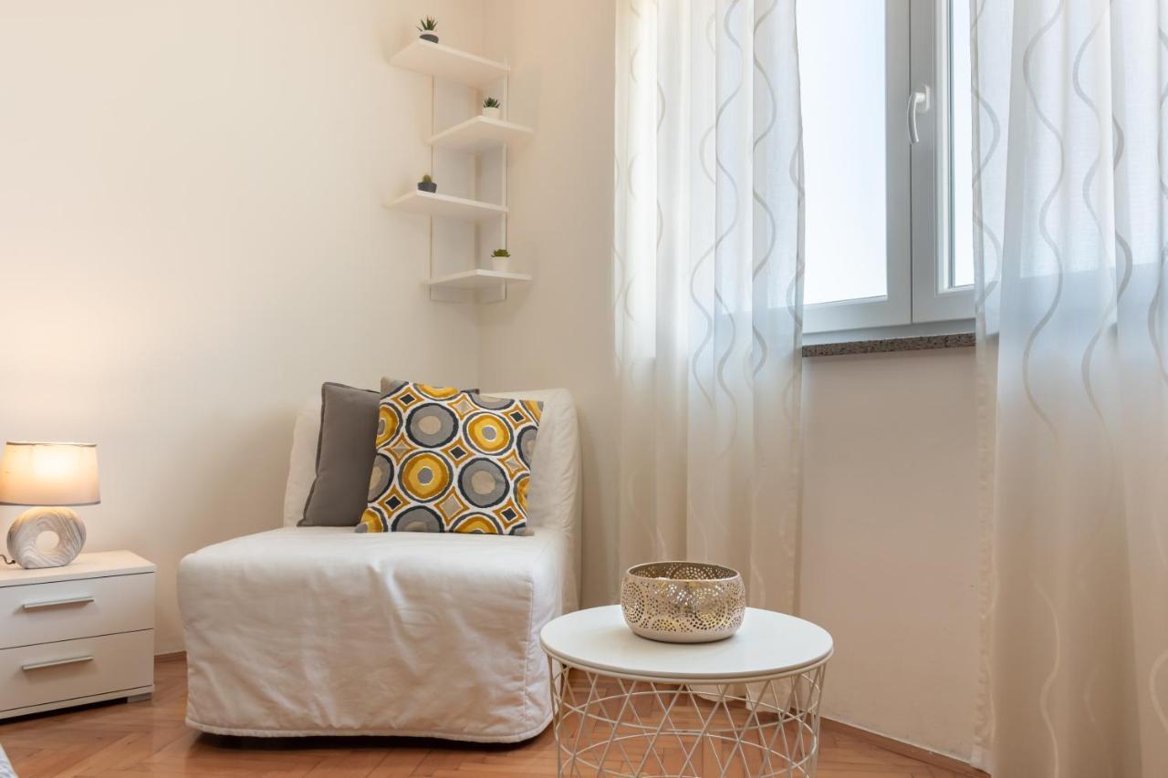 Apartment Dorrea พูลา ภายนอก รูปภาพ