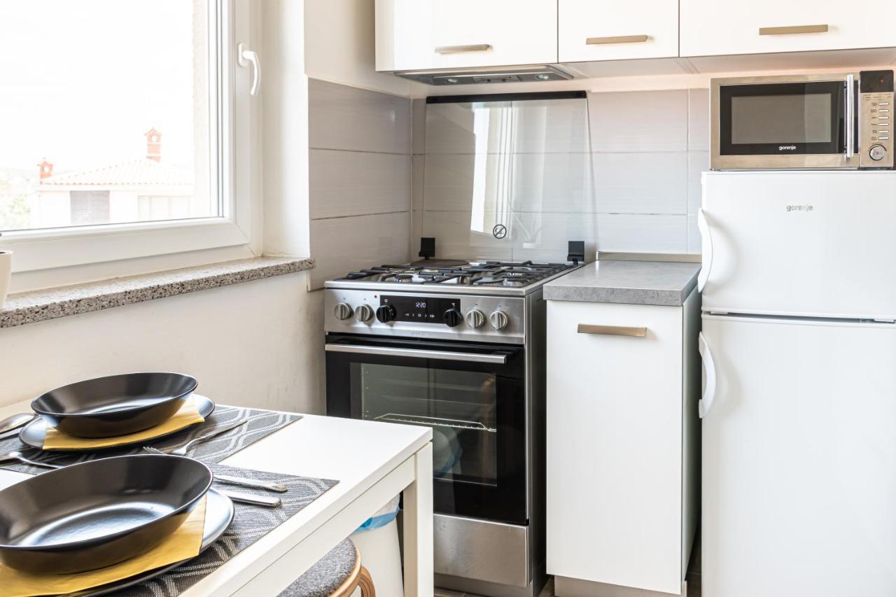 Apartment Dorrea พูลา ภายนอก รูปภาพ